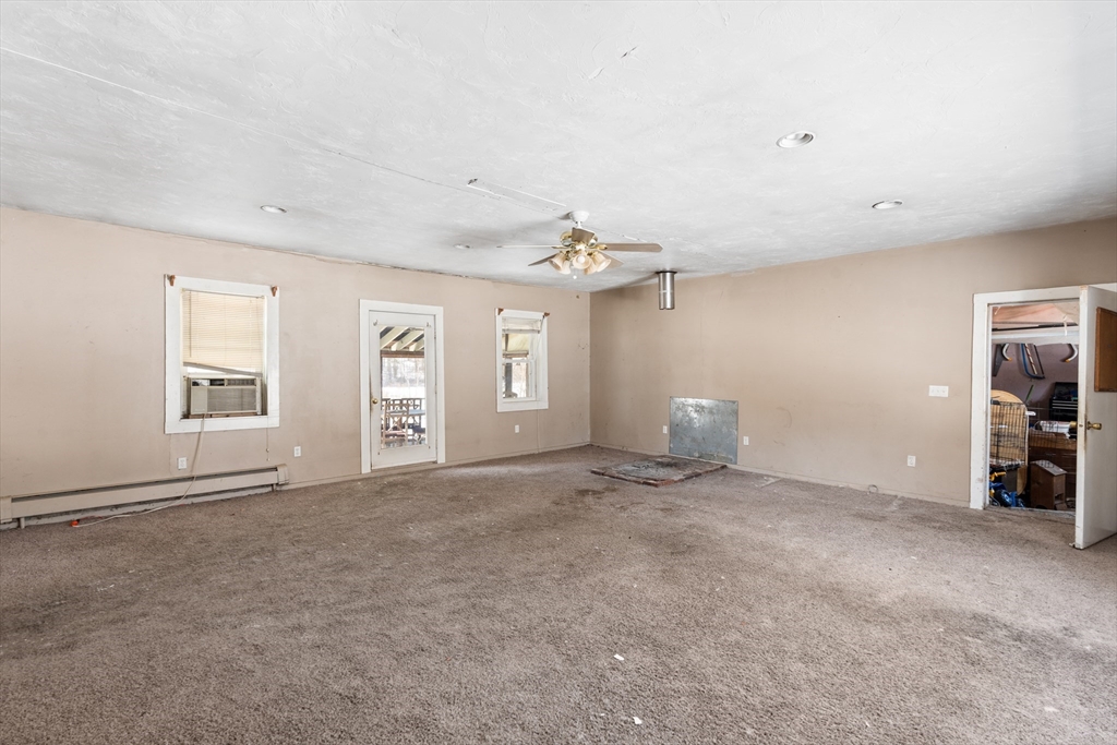 44 Squannacook Rd Property Photo 9