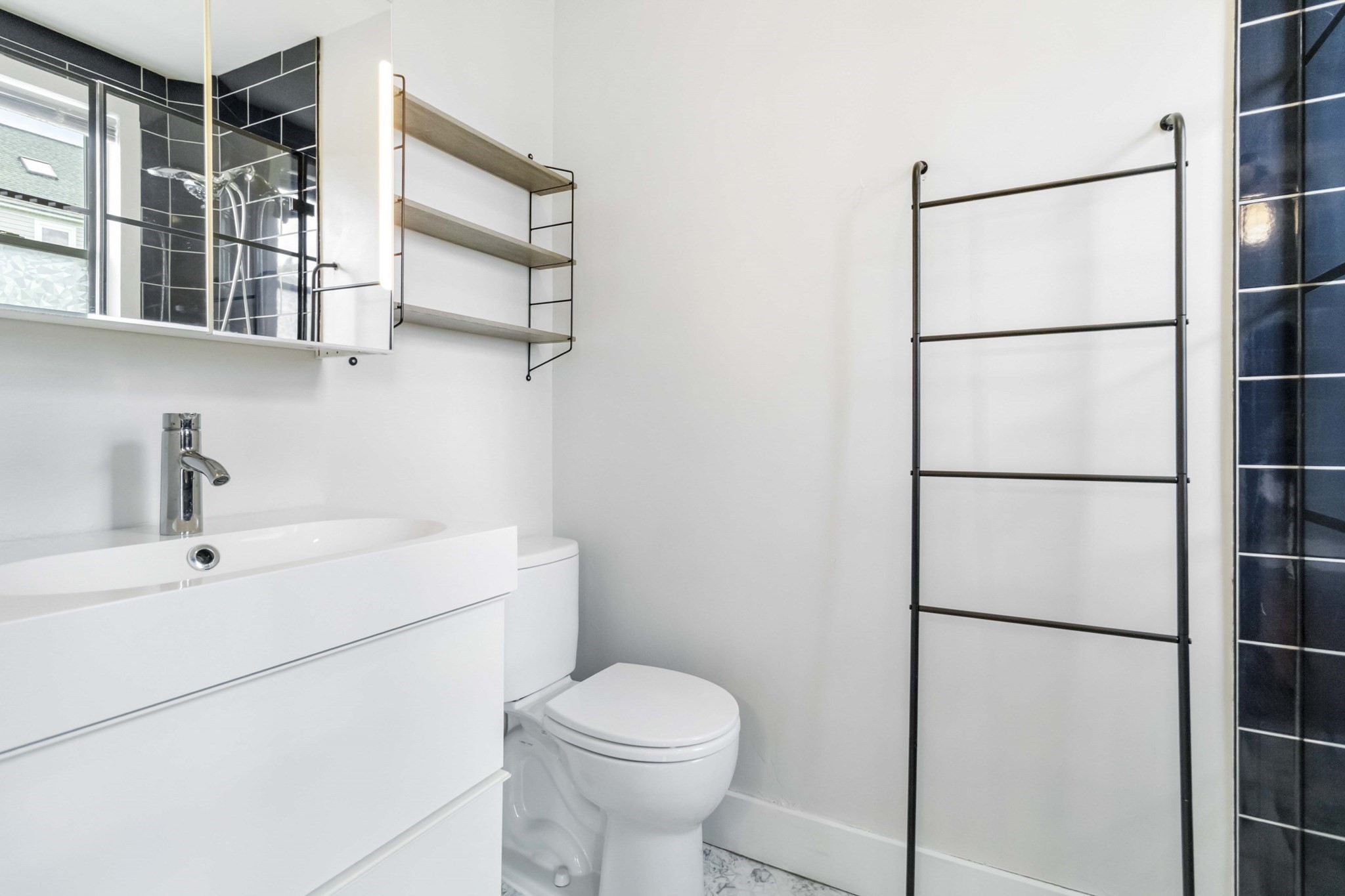 14 Torrey St # 1 Property Photo 10