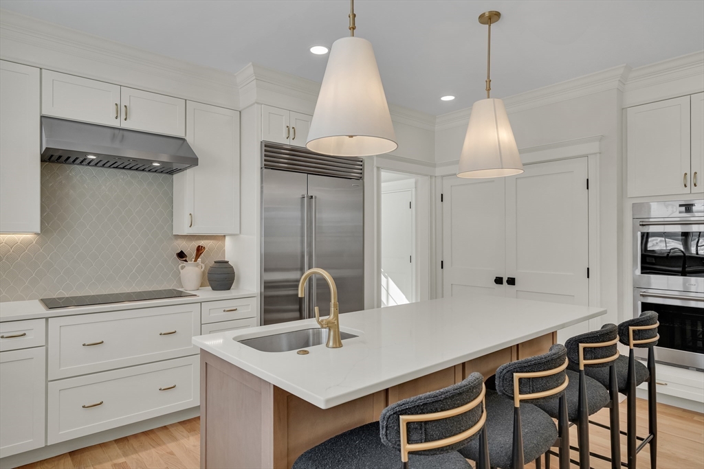 1 Cushing Street Property Photo 6