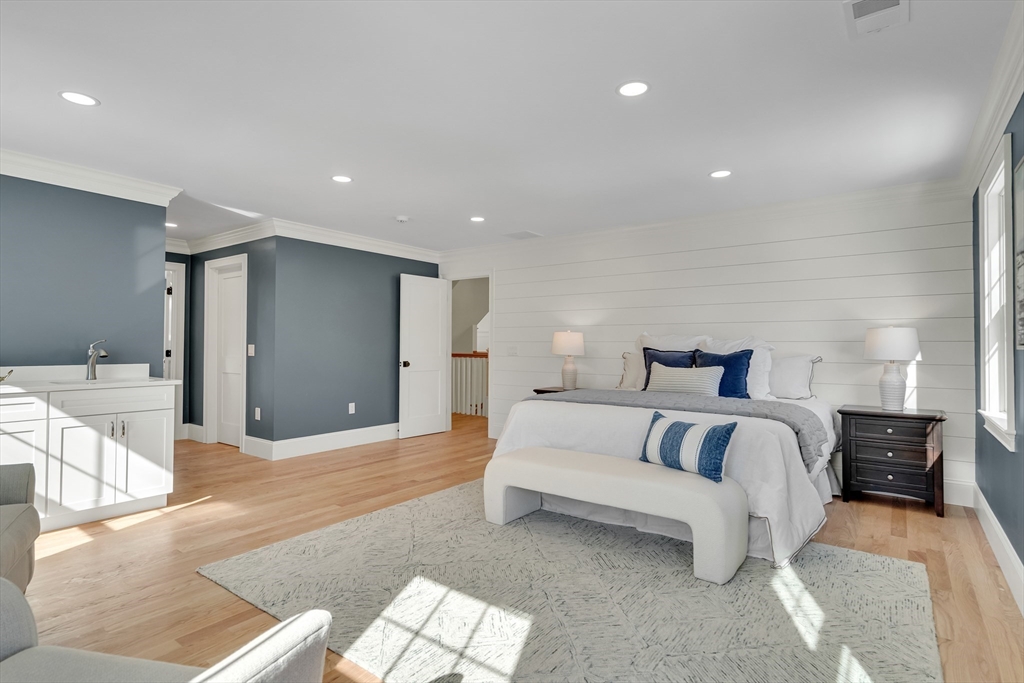 1 Cushing Street Property Photo 24
