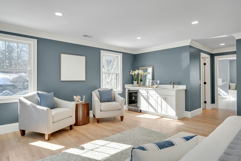 1 Cushing Street Property Photo 29