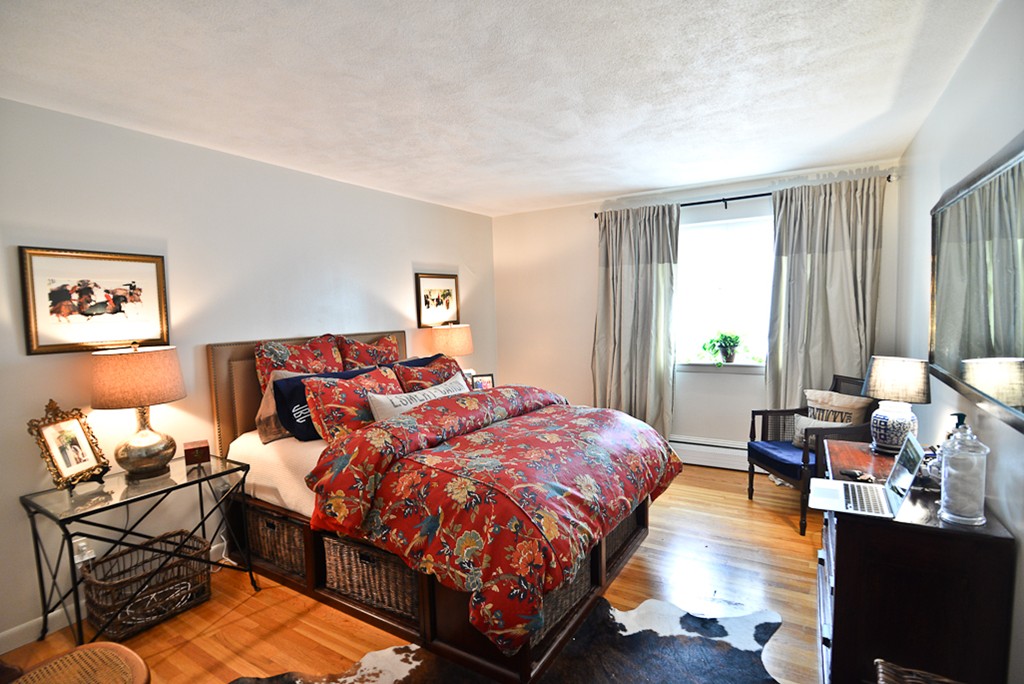 20 Radcliffe Road # 402 Property Photo 5