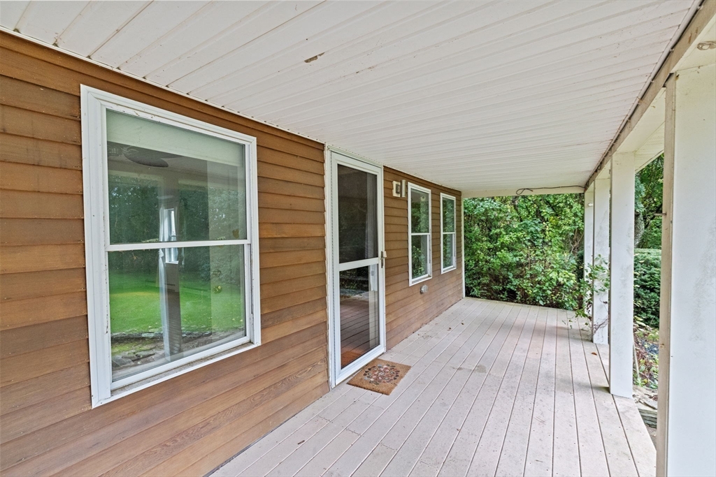 72 Precinct Street Property Photo 28