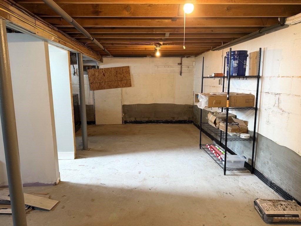 493 Rivet St Property Photo 17