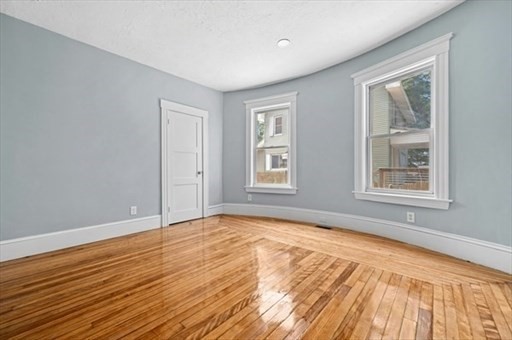 139 Lincoln St Property Photo 12