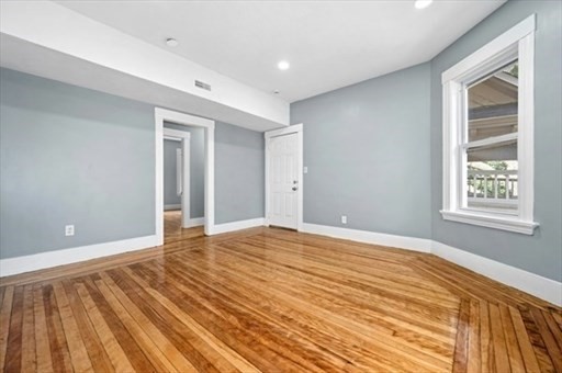 139 Lincoln St Property Photo 20