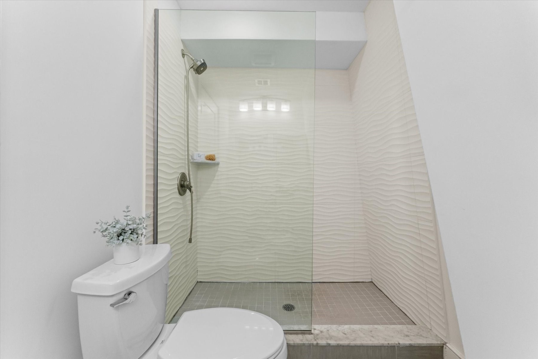 42 Bow St # 5 Property Photo 24