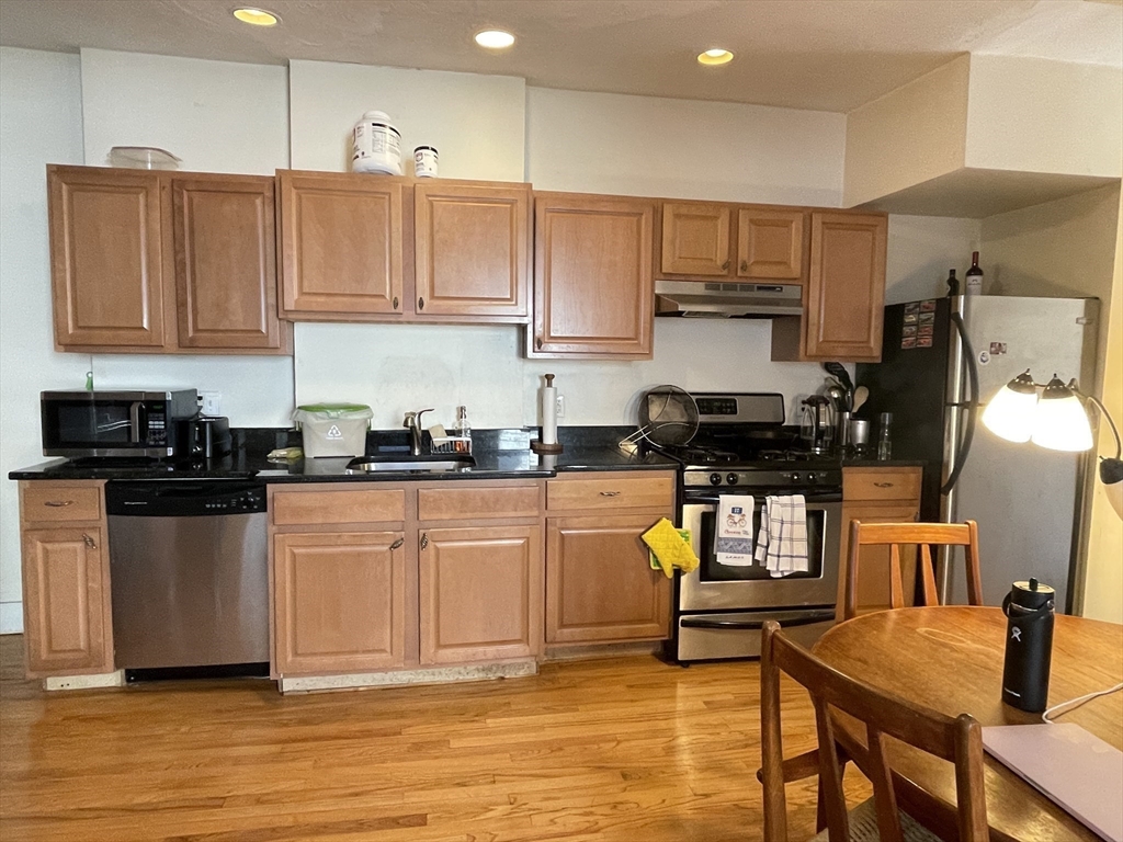 16-22 Reedsdale St # 16 Property Photo 1