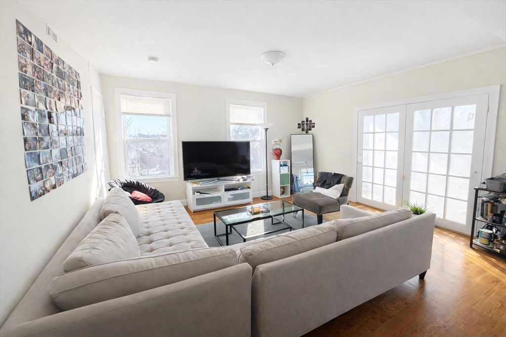 39 Millmont St # 3 Property Photo 1