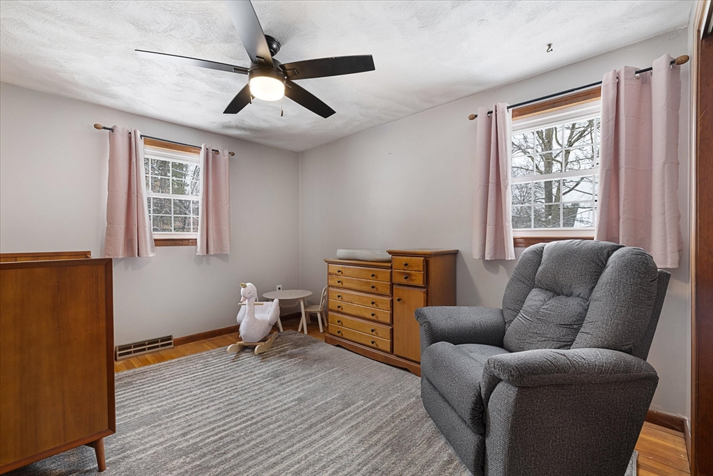 8 Barry Drive Property Photo 18