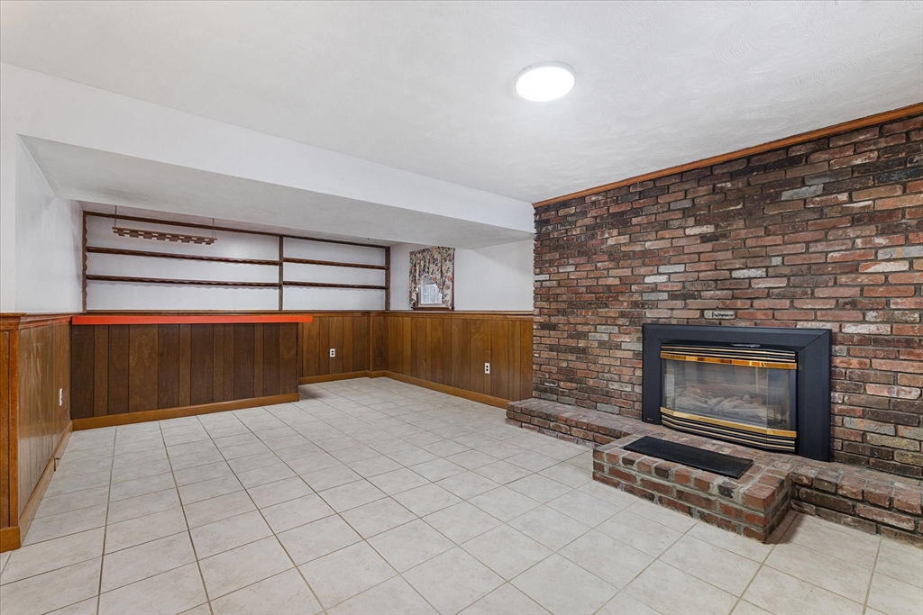 8 Barry Drive Property Photo 22