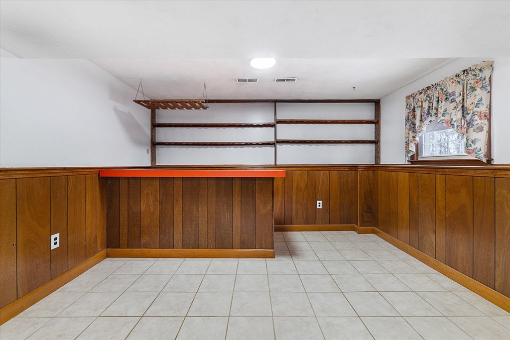 8 Barry Drive Property Photo 24