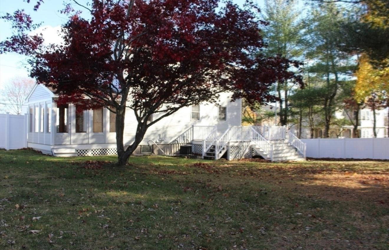 471 Butman Rd Property Photo 5