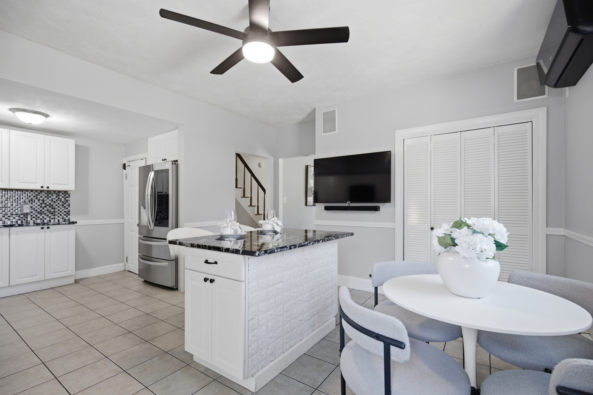24 Mague Avenue # 24 Property Photo 8