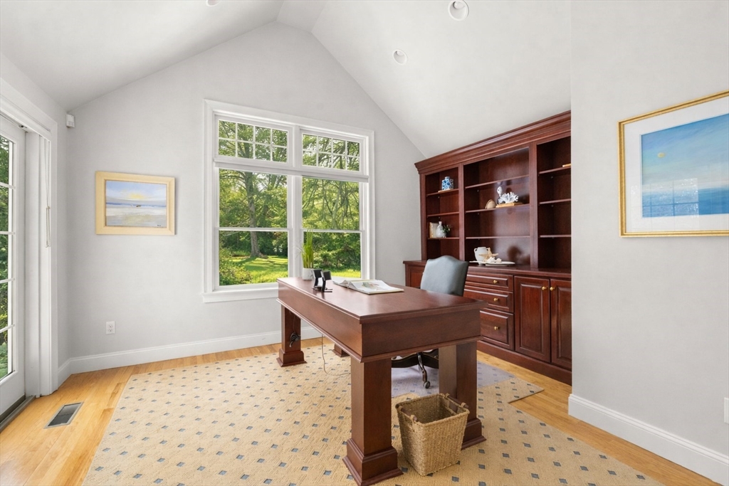 1 Puddingstone Cir Property Photo 15