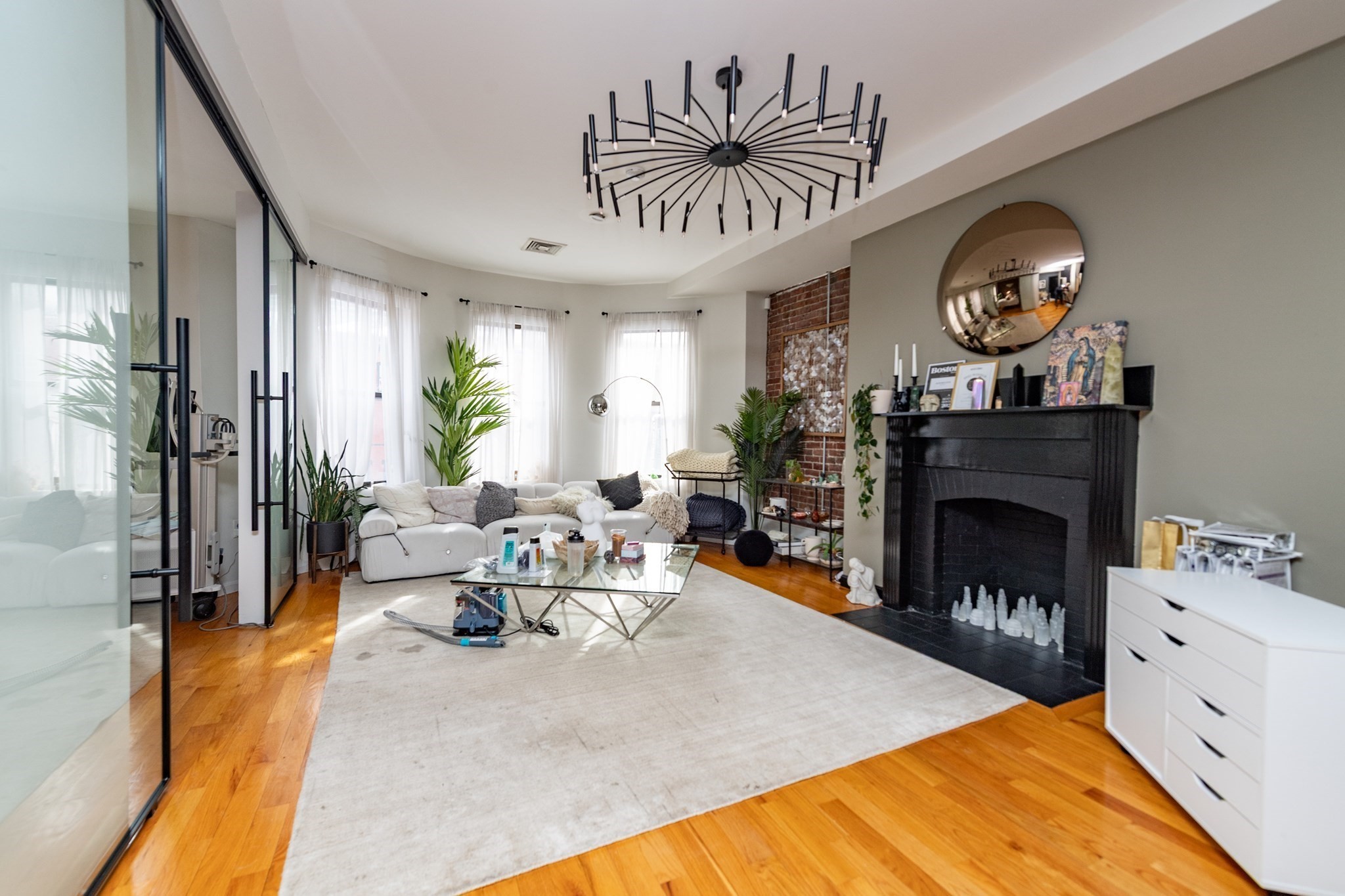297 Newbury Street Property Photo 7