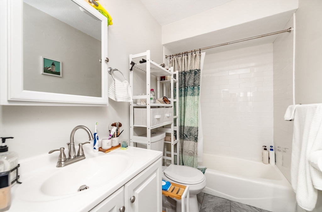 470 Commonwealth Ave Property Photo 7