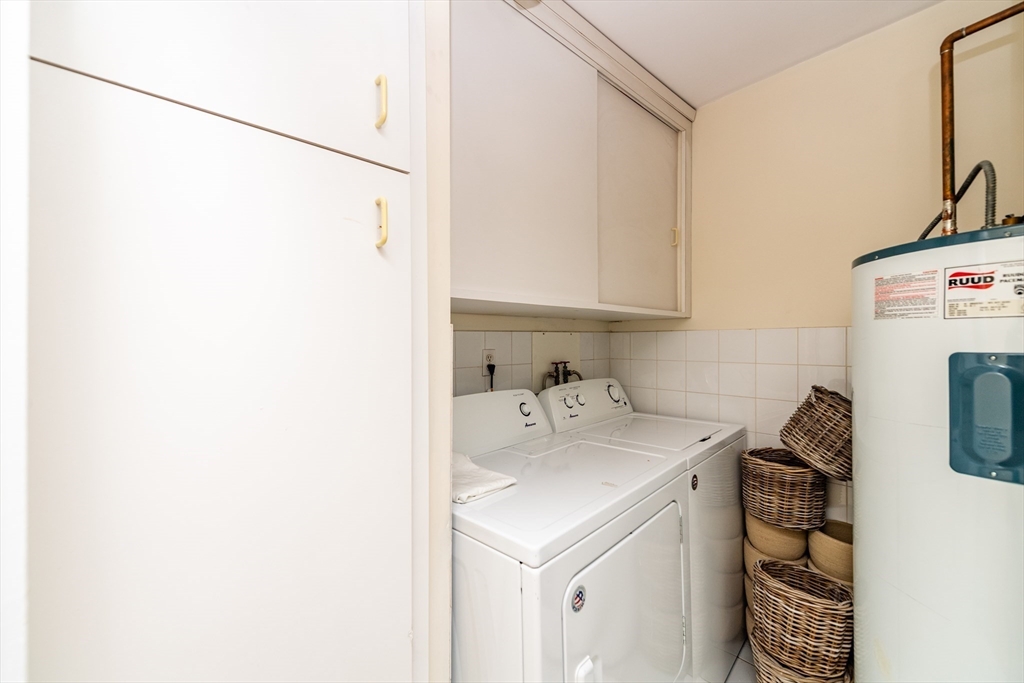 470 Commonwealth Ave Property Photo 15