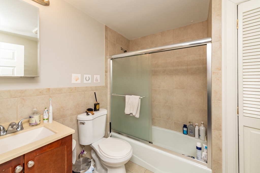 470 Commonwealth Ave Property Photo 29