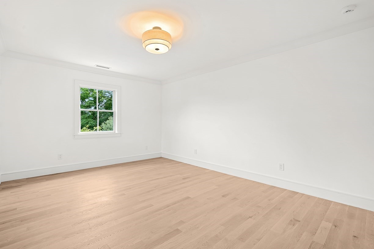 9 Albamont Road Property Photo 23