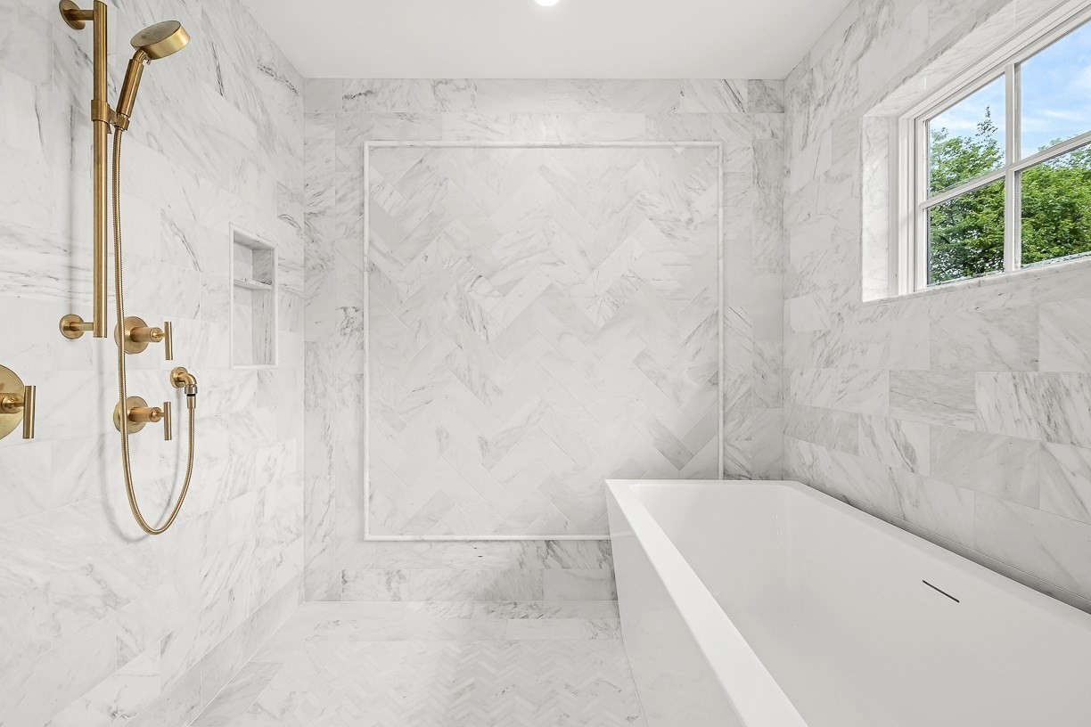 9 Albamont Road Property Photo 28