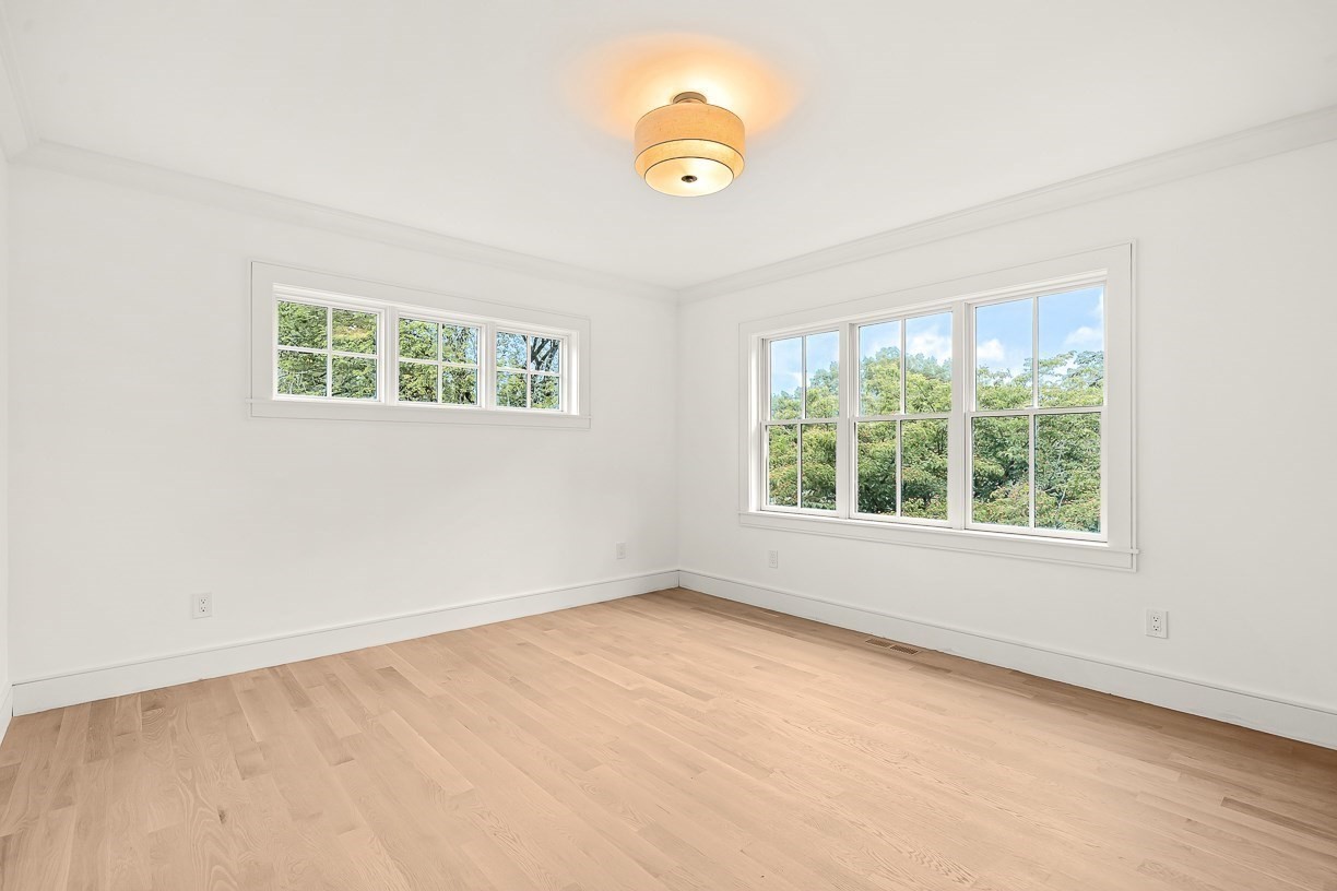 9 Albamont Road Property Photo 37