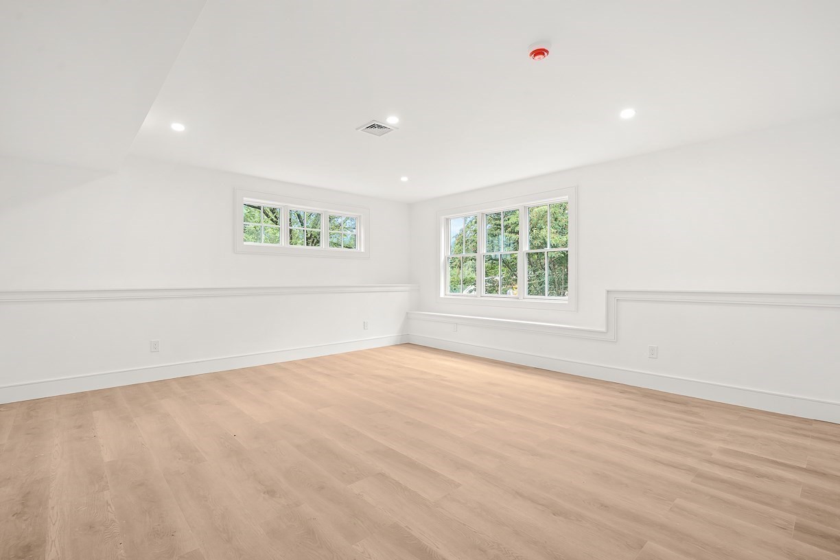 9 Albamont Road Property Photo 40