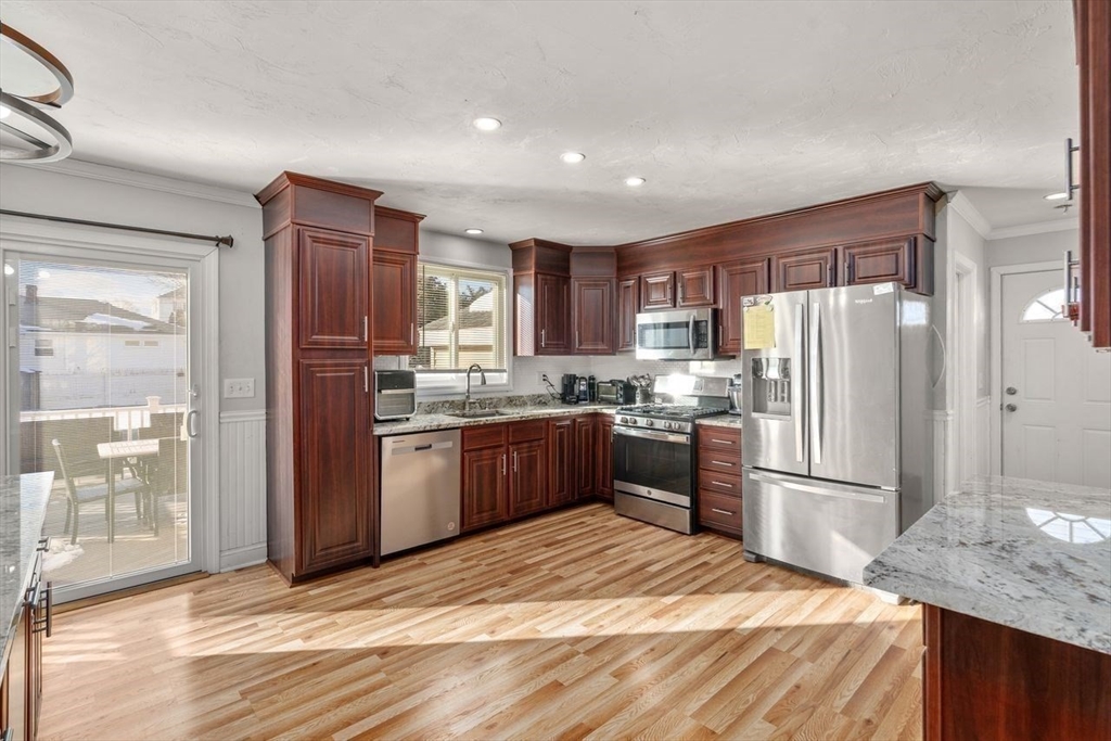 231 Lapham St. Property Photo 1