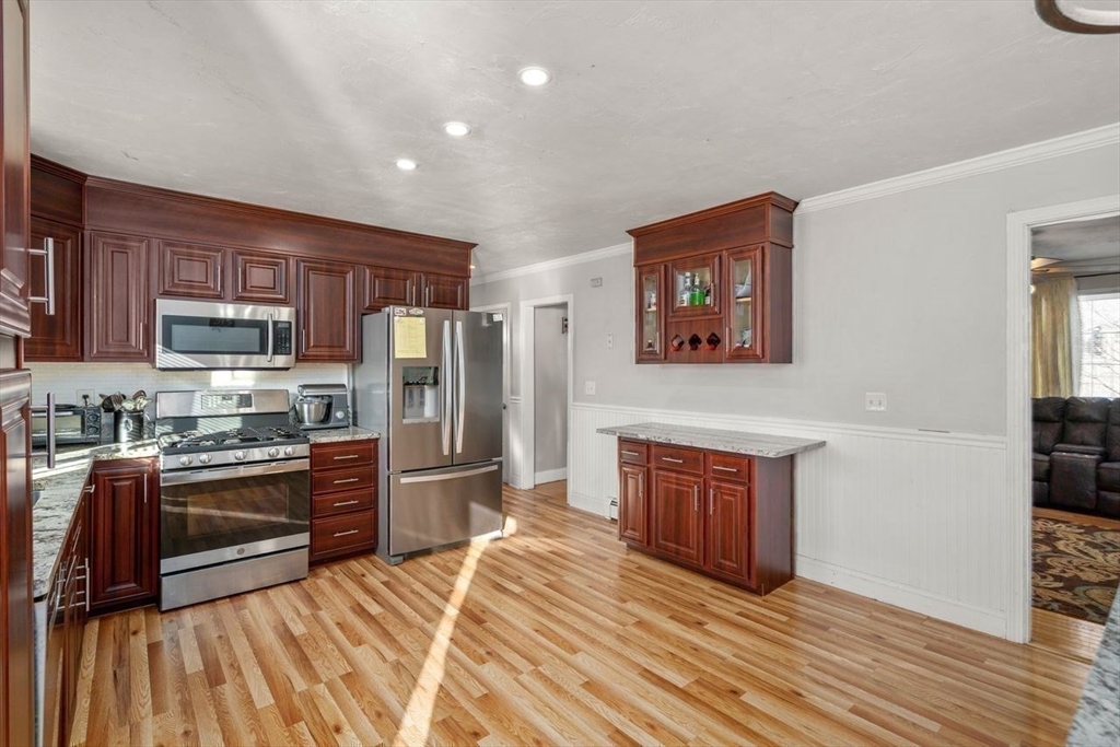 231 Lapham St. Property Photo 7