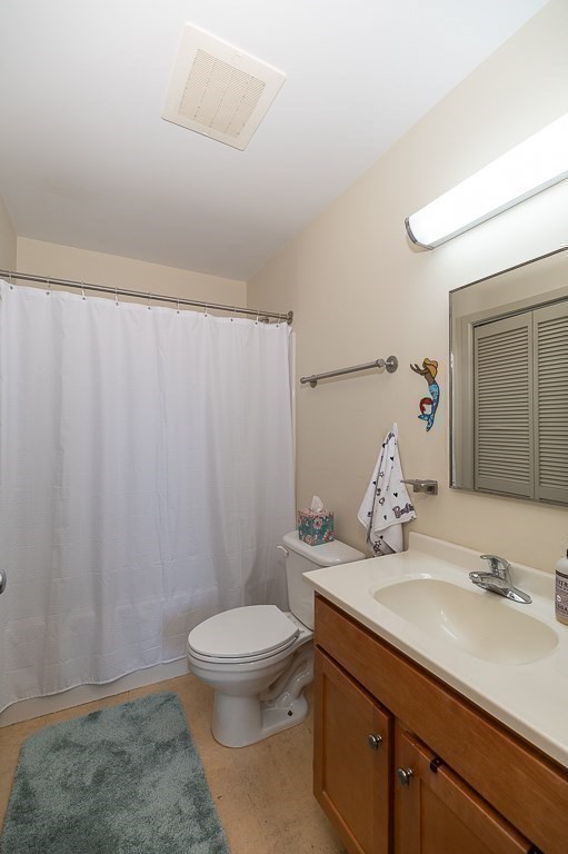 24 Cobblestone Ln # 603 Property Photo 7