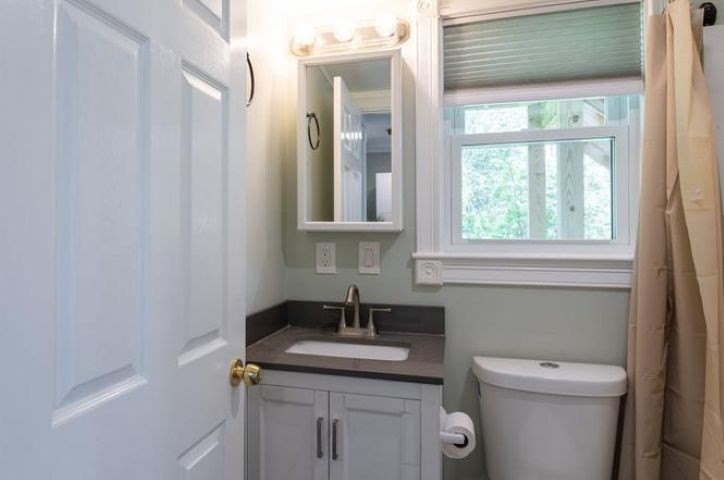 13 Main St Property Photo 6