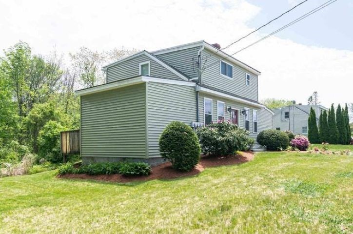 13 Main St Property Photo 20
