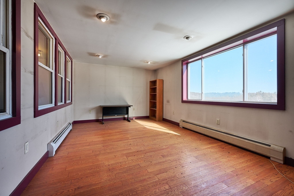 207 Greenfield Rd Property Photo 18