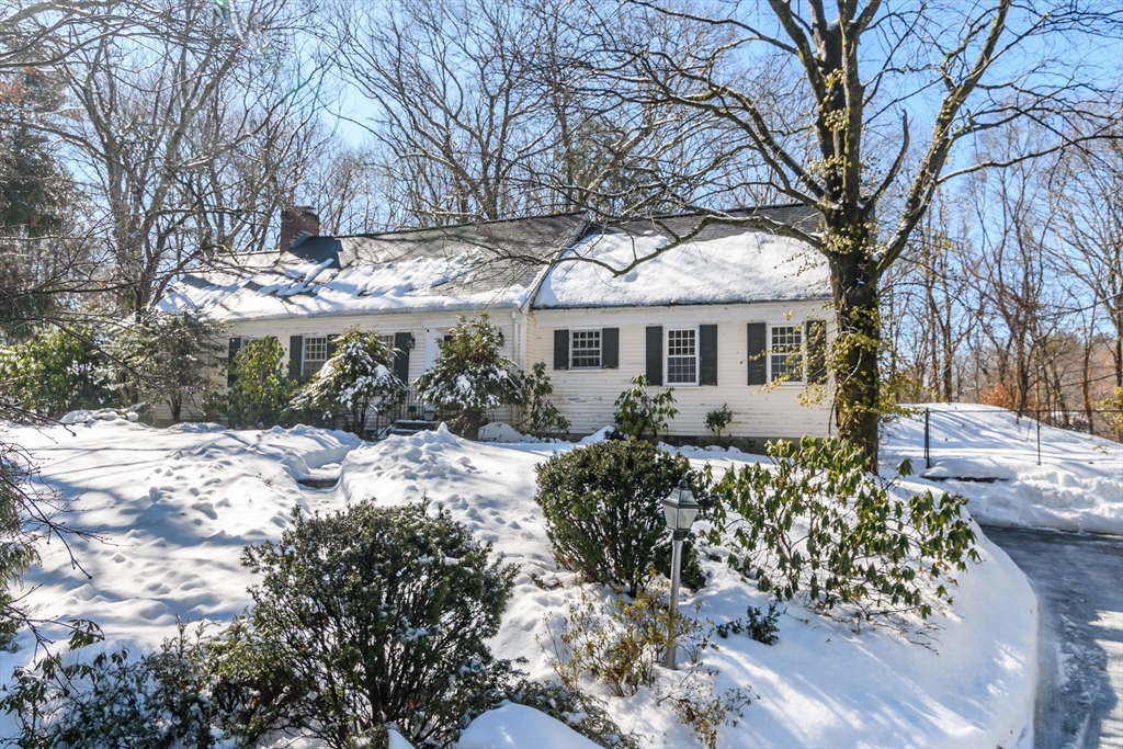 162 Hampshire Rd Property Photo 1