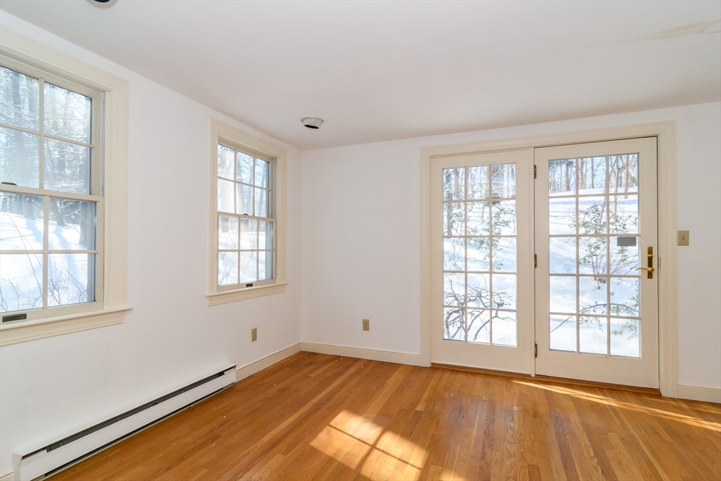 162 Hampshire Rd Property Photo 8