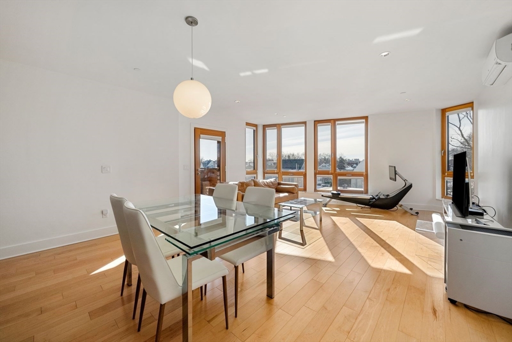 240 Salem St # 3b Property Photo 7