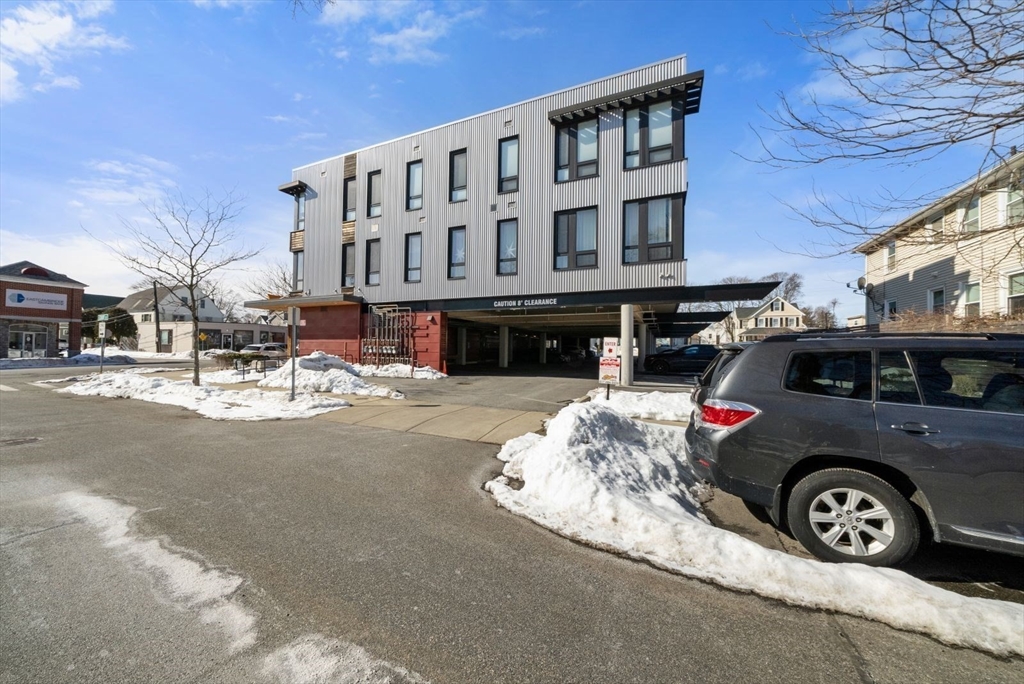240 Salem St # 3b Property Photo 41