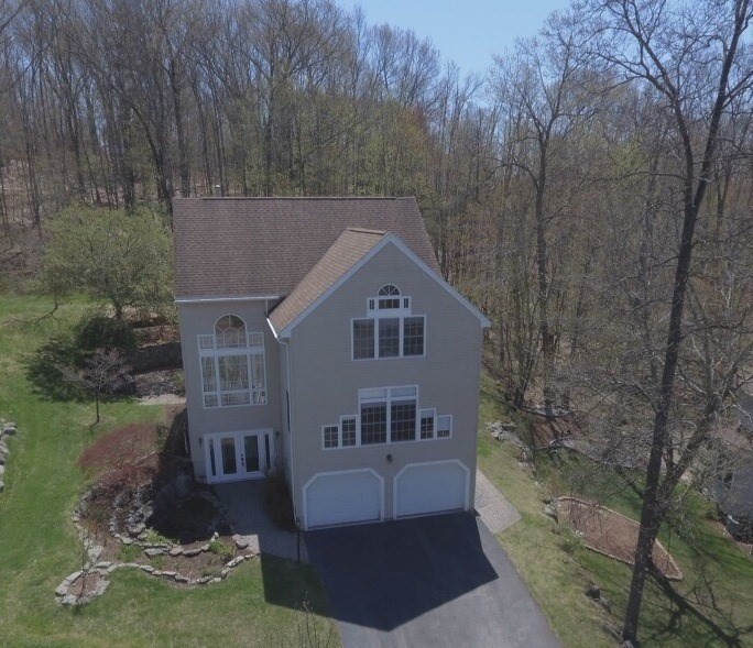 7 Tree Top Way Property Photo 1