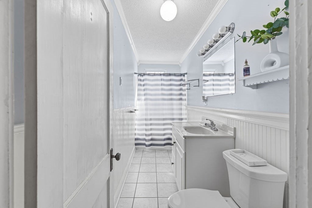 138 Main St # 13 Property Photo 16