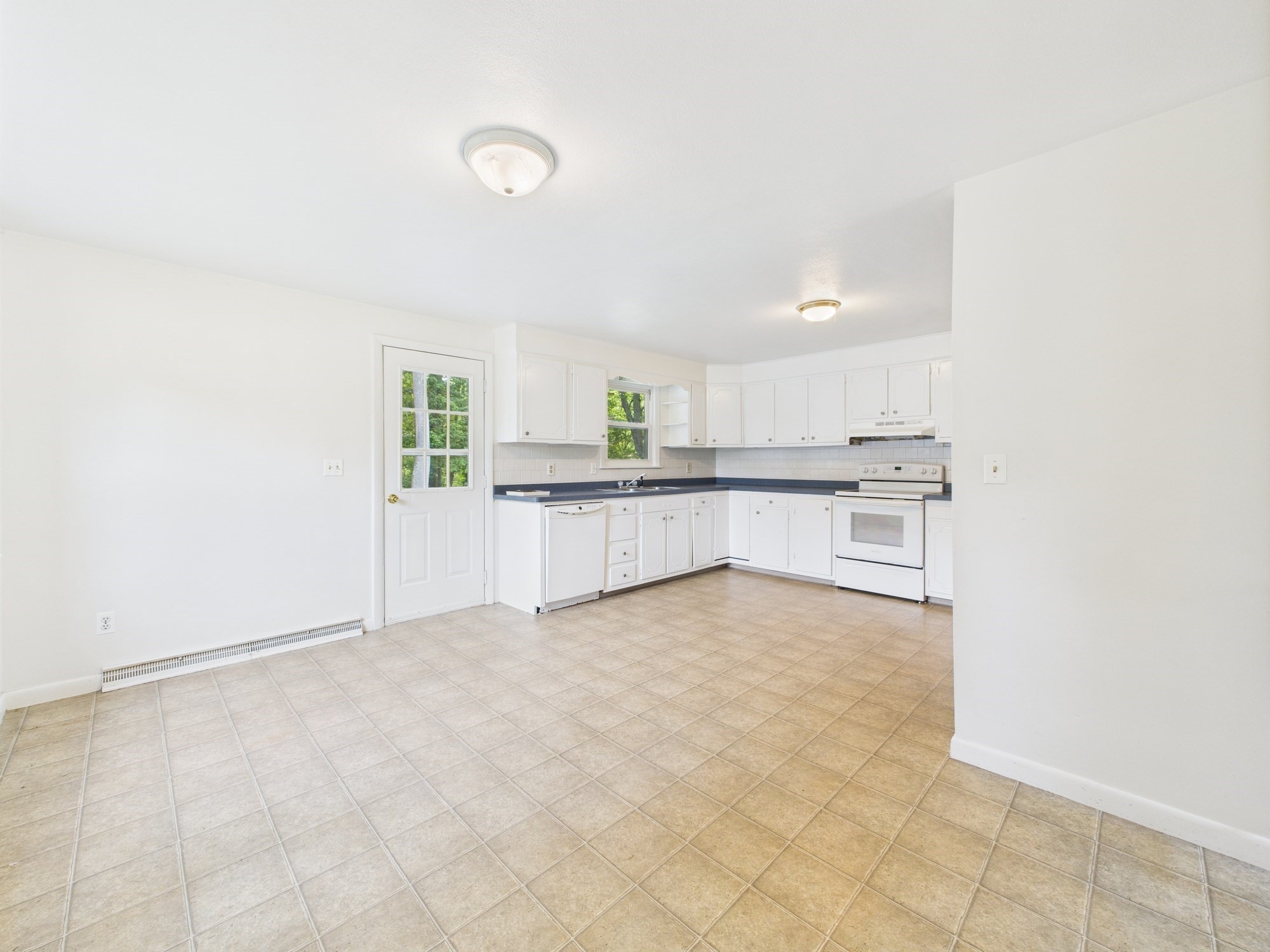 91 Old Post Road Property Photo 5