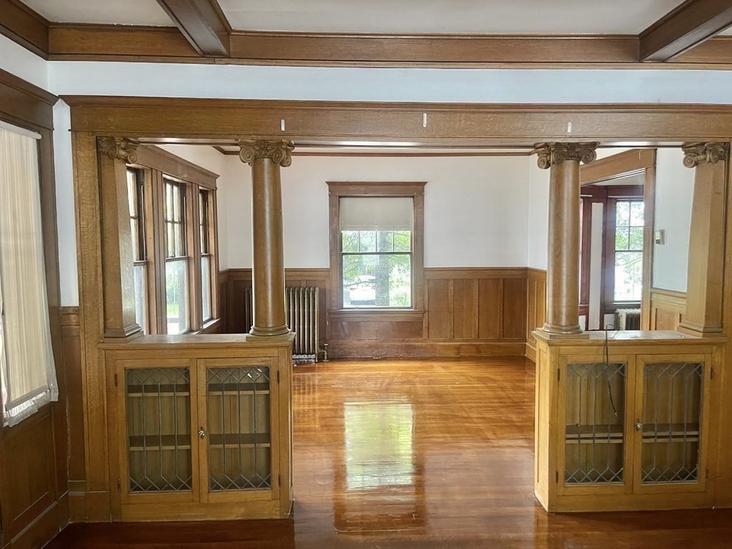 47 Pleasant St Property Photo 9