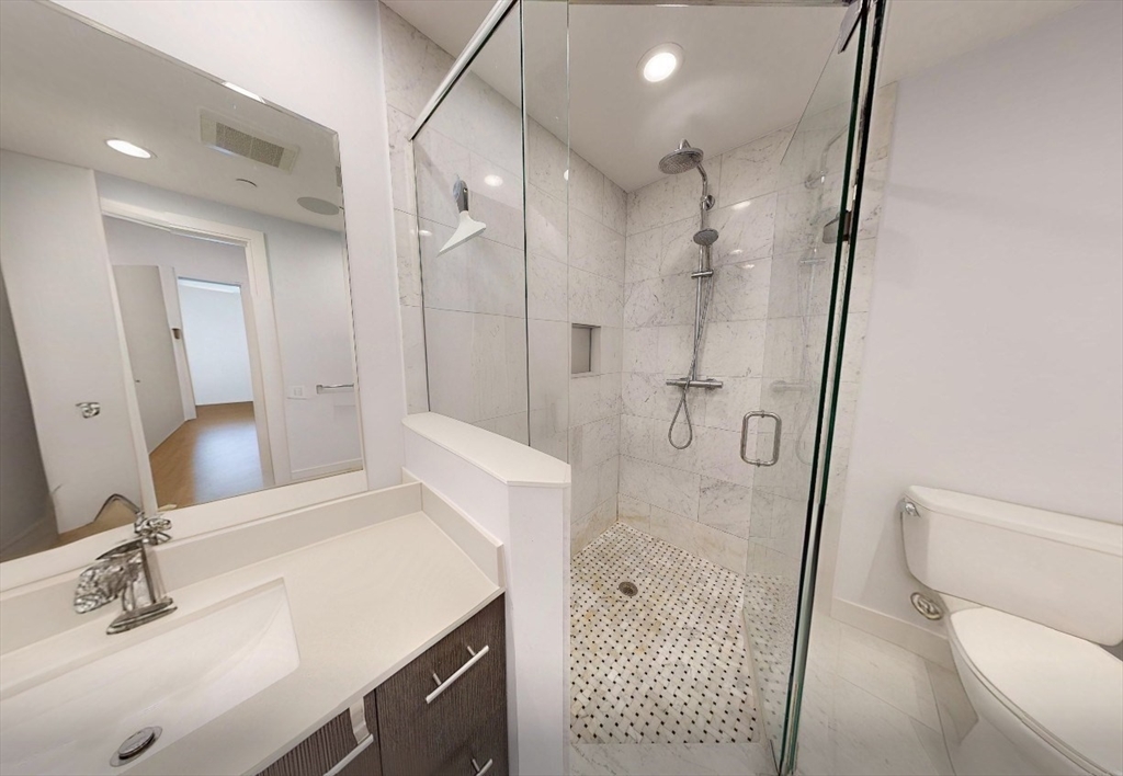 488 Dorchester Ave # 3e Property Photo 5