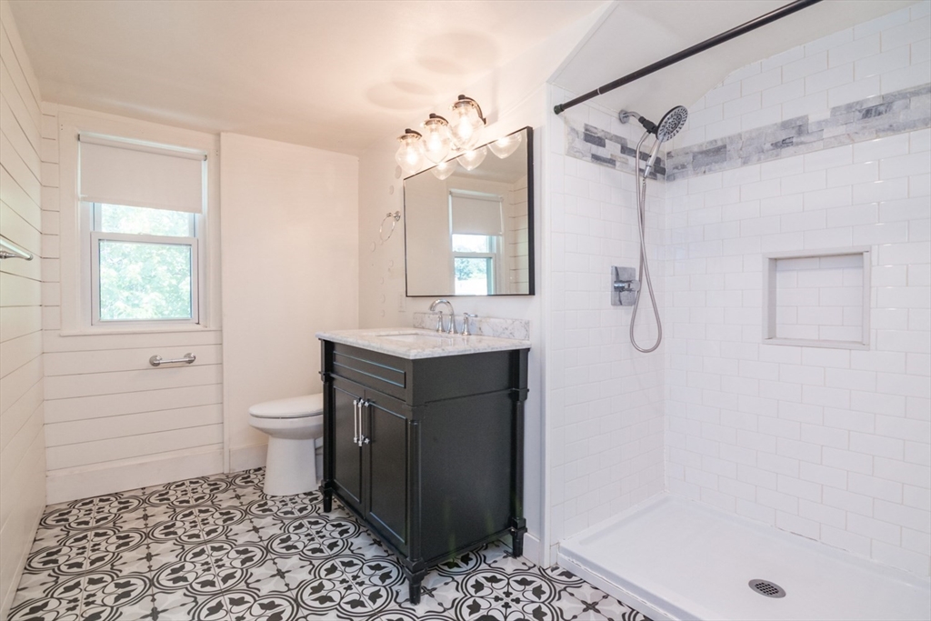 170 Plumtree Rd Property Photo 15