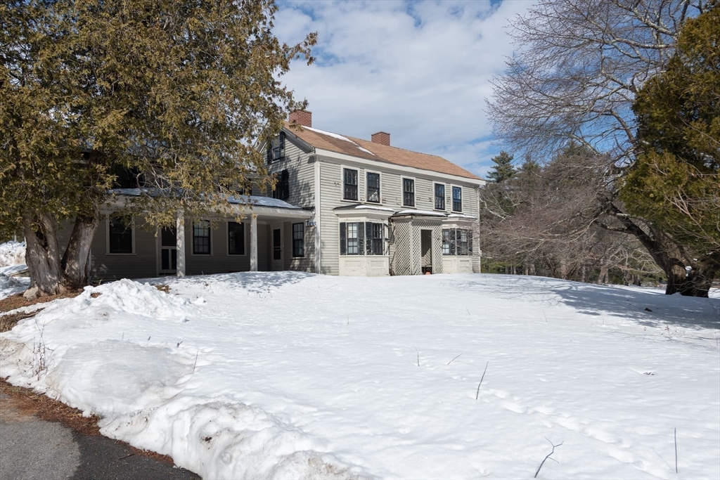 131 Wellesley Street Property Photo 8