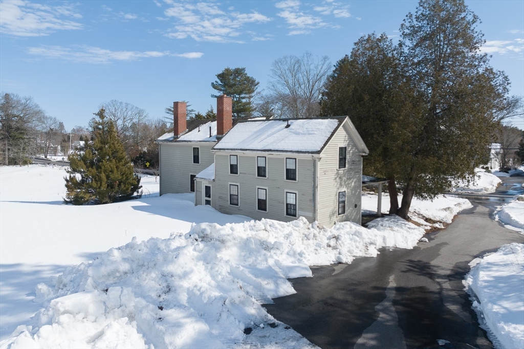 131 Wellesley Street Property Photo 13