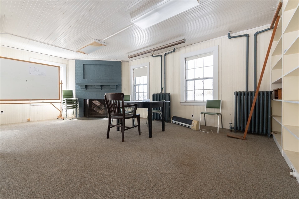 133 Wellesley Street Property Photo 23