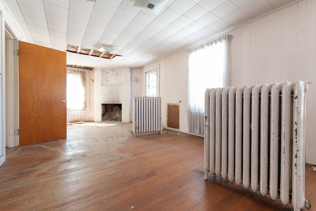 133 Wellesley Street Property Photo 25
