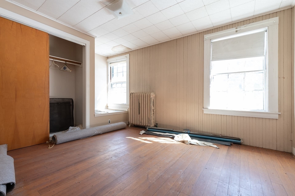 133 Wellesley Street Property Photo 28