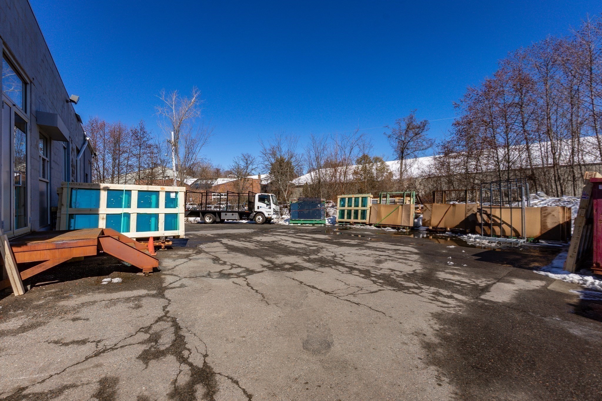 231 Lexington Street Property Photo 11