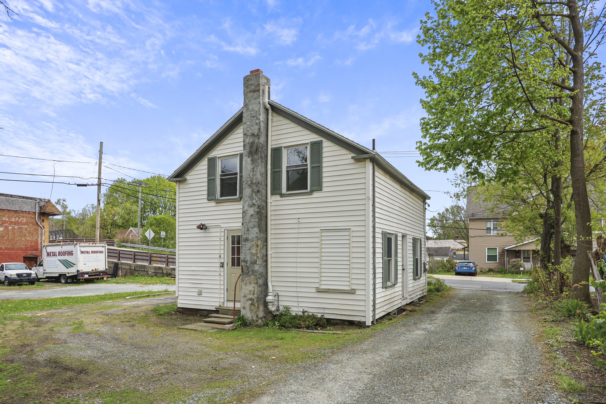 139 Second St Property Photo 23
